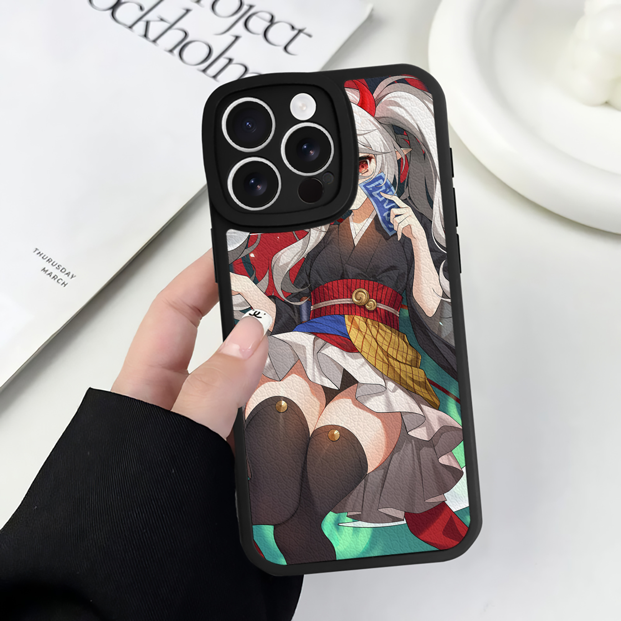 （画像用） 遊☆戯☆王 Yu-Gi-Oh! 【iPhone 16シリーズ対応】シリコンスマホケース（レザー調） 材質：シリコン